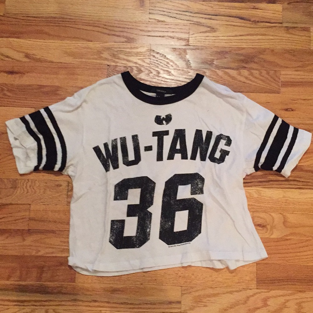 Black and white crop top